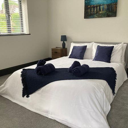 Little Elm - Luxury Home From Home, Free Parking, 30-40 Mins Walk From Bath City Centre 外观 照片