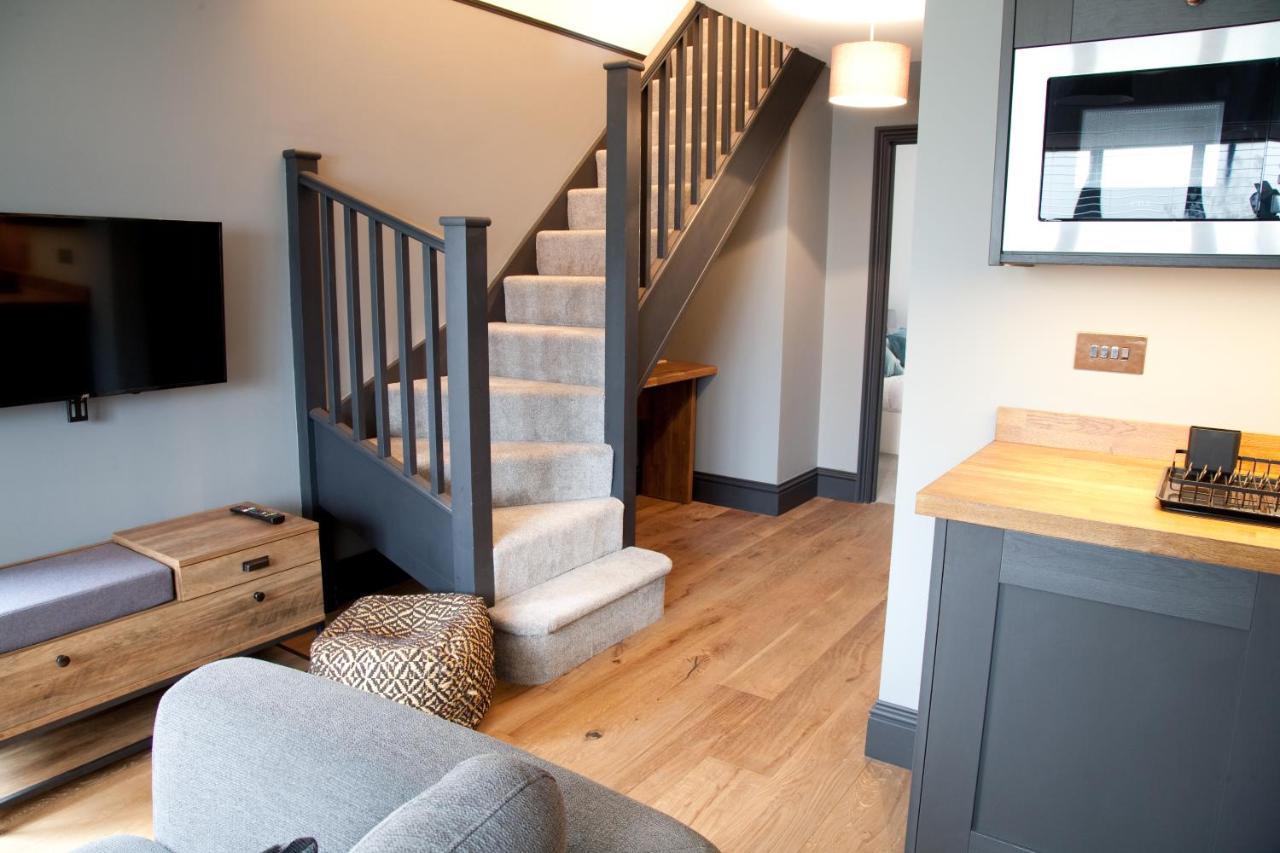 Little Elm - Luxury Home From Home, Free Parking, 30-40 Mins Walk From Bath City Centre 外观 照片
