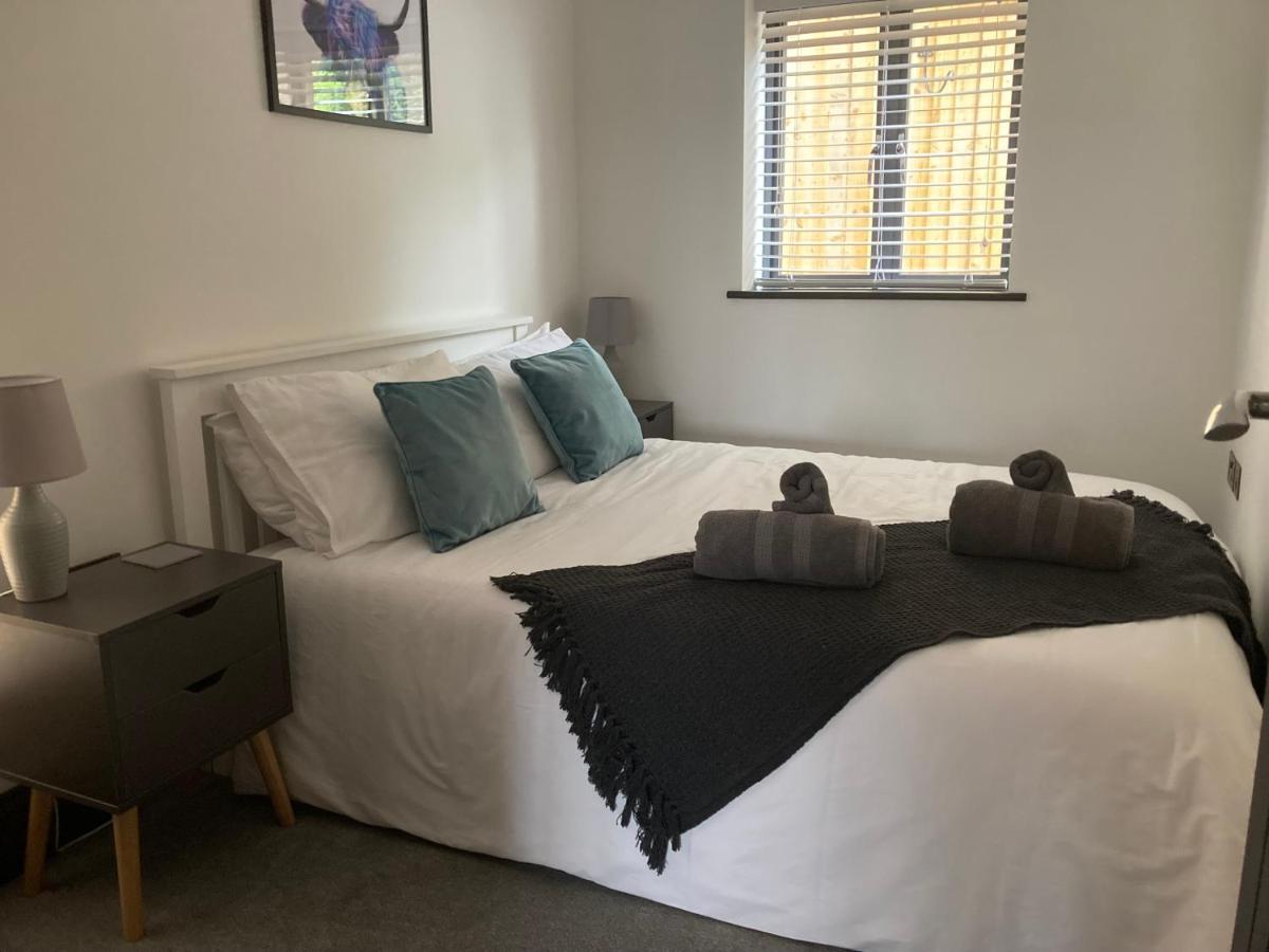 Little Elm - Luxury Home From Home, Free Parking, 30-40 Mins Walk From Bath City Centre 外观 照片